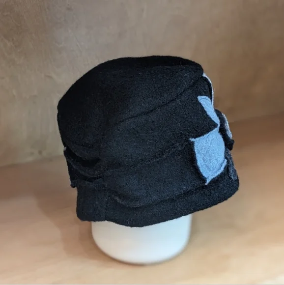 Wool Hat - Picture 2 of 4